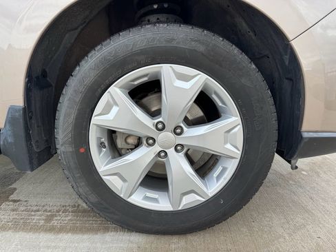 Used 2014 Subaru Forester 2.5i Premium w/ All-Weather Package image 2