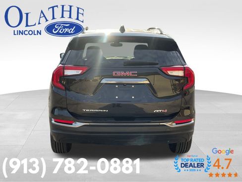 Used 2023 GMC Terrain AT4 image 4