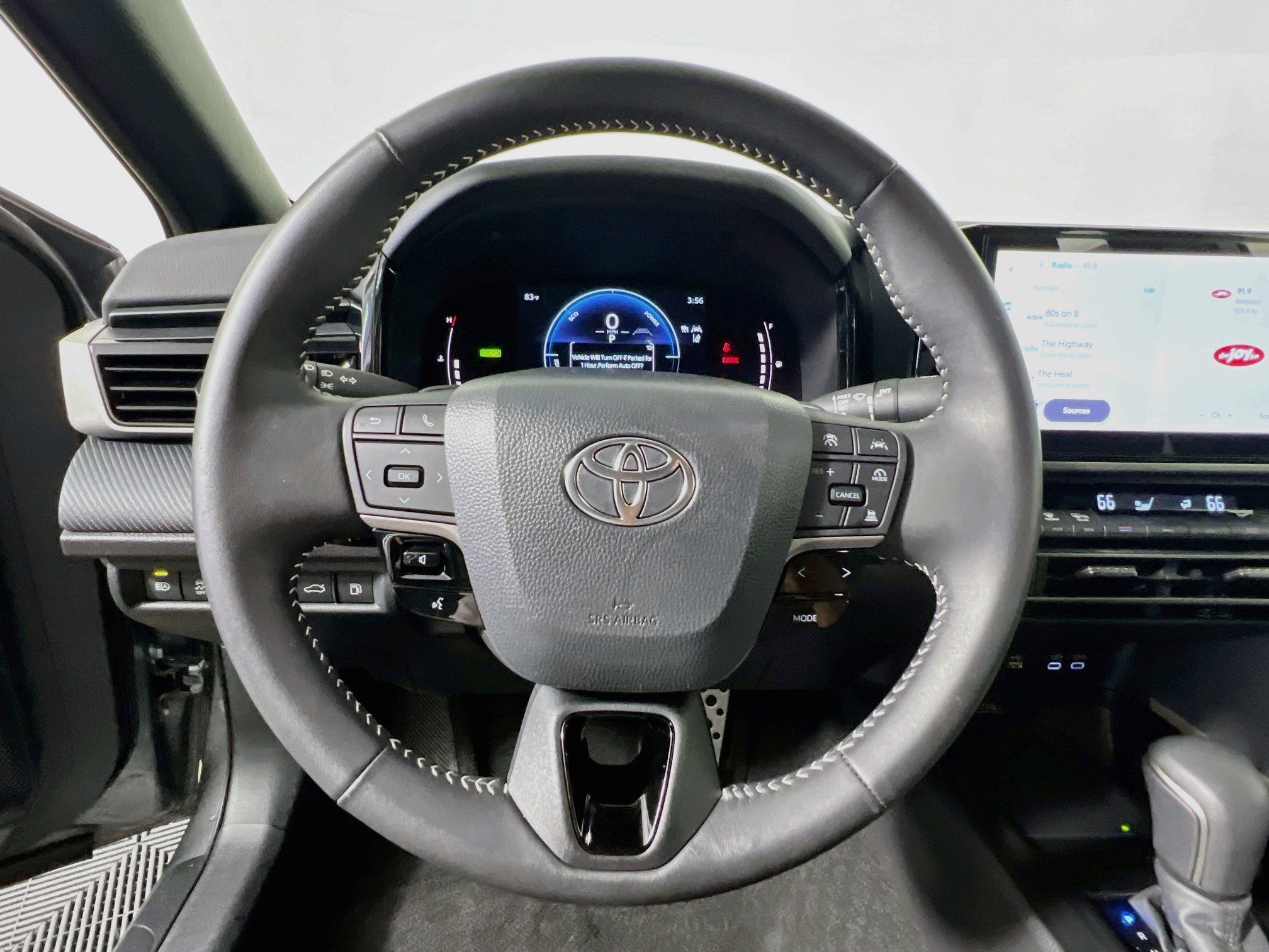 Used 2026 Toyota Camry SE w/ Multimedia Upgrade Package FWD image 17
