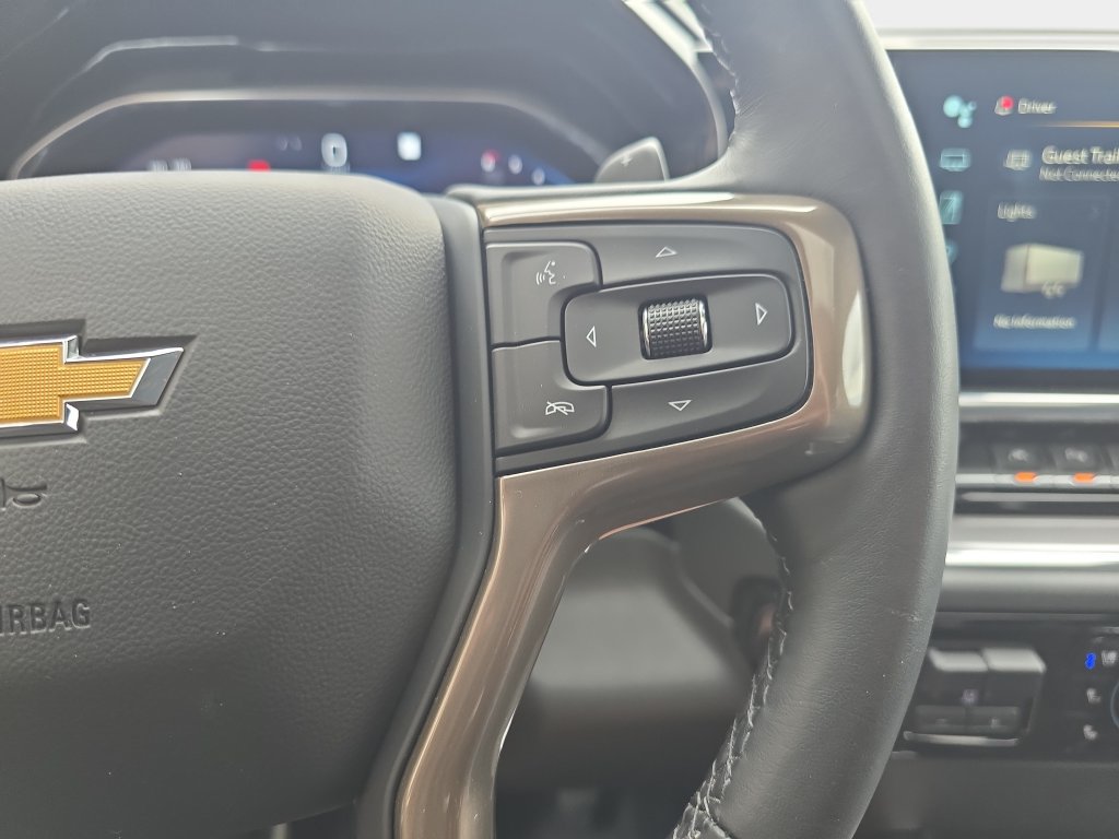 Used 2023 Chevrolet Silverado 1500 High Country w/ High Country Premium Package AWD/4WD image 20