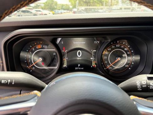 Used 2024 Jeep Wrangler Unlimited Sahara w/ Safety Group AWD/4WD image 9