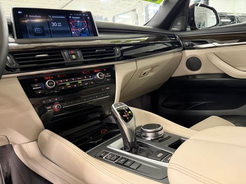 Used 2019 BMW X6 sDrive35i RWD image 33