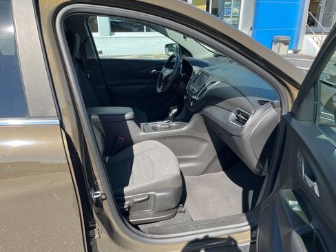 Used 2023 Chevrolet Equinox LT FWD image 47