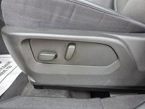 Used 2023 Buick Envision Preferred AWD/4WD image 20