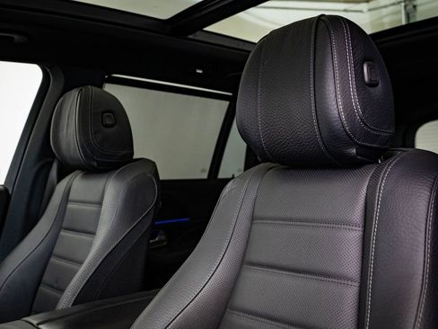 Certified 2025 Mercedes-Benz GLS 450 4MATIC image 21
