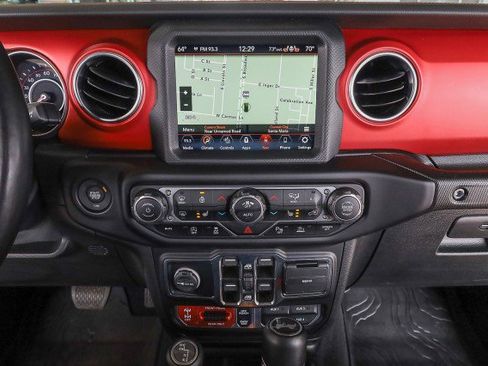 Used 2021 Jeep Wrangler Unlimited Rubicon image 13