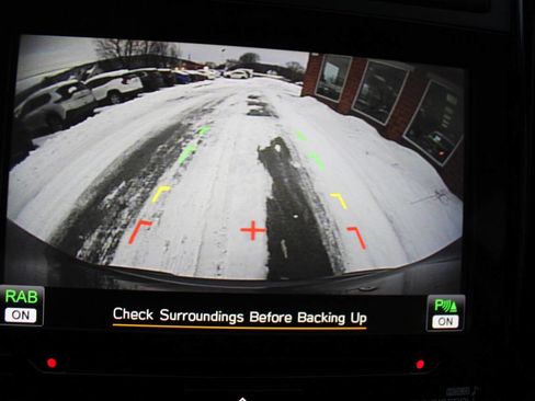 Used 2022 Subaru Ascent Onyx Edition image 9