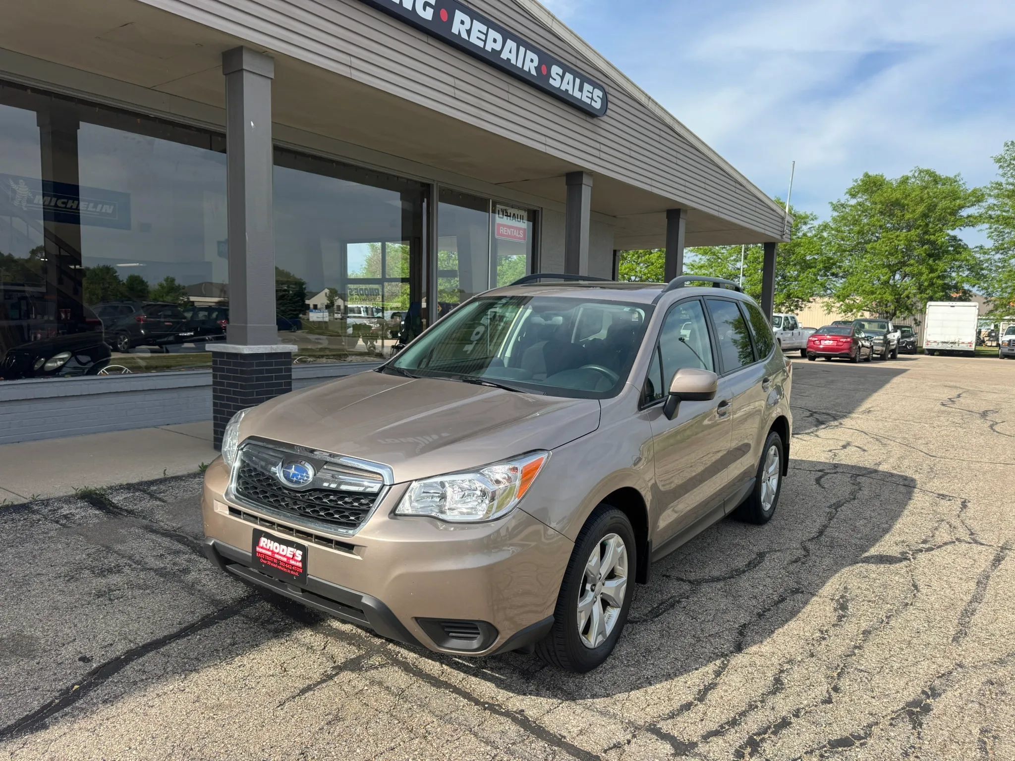 Used 2015 Subaru Forester 2.5i Premium w/ All-Weather Package AWD/4WD image 1
