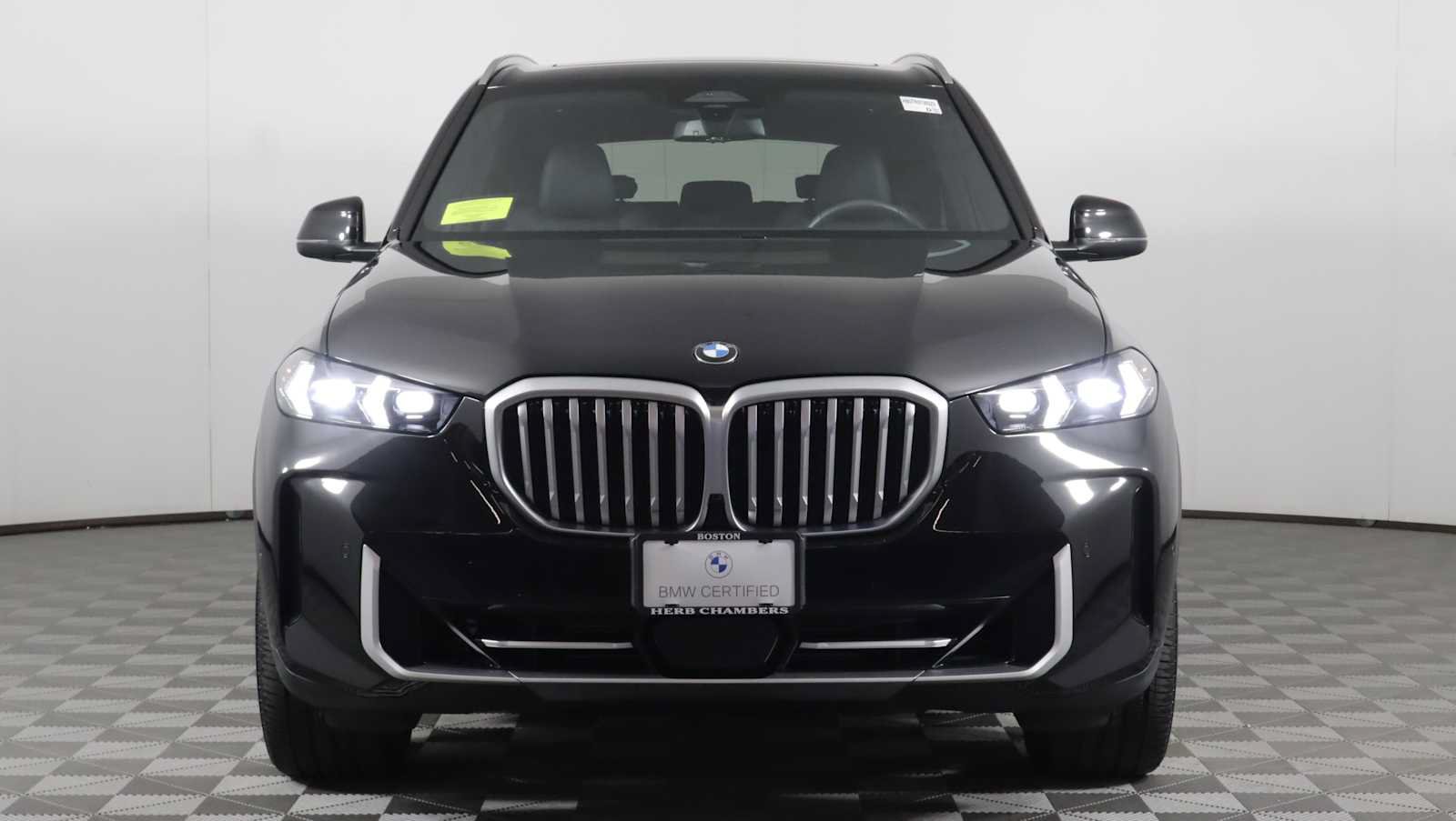 Used 2024 BMW X5 xDrive40i AWD/4WD image 2