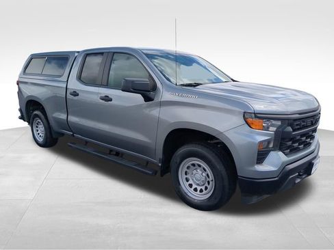 Used 2023 Chevrolet Silverado 1500 W/T w/ WT Value Package AWD/4WD image 9