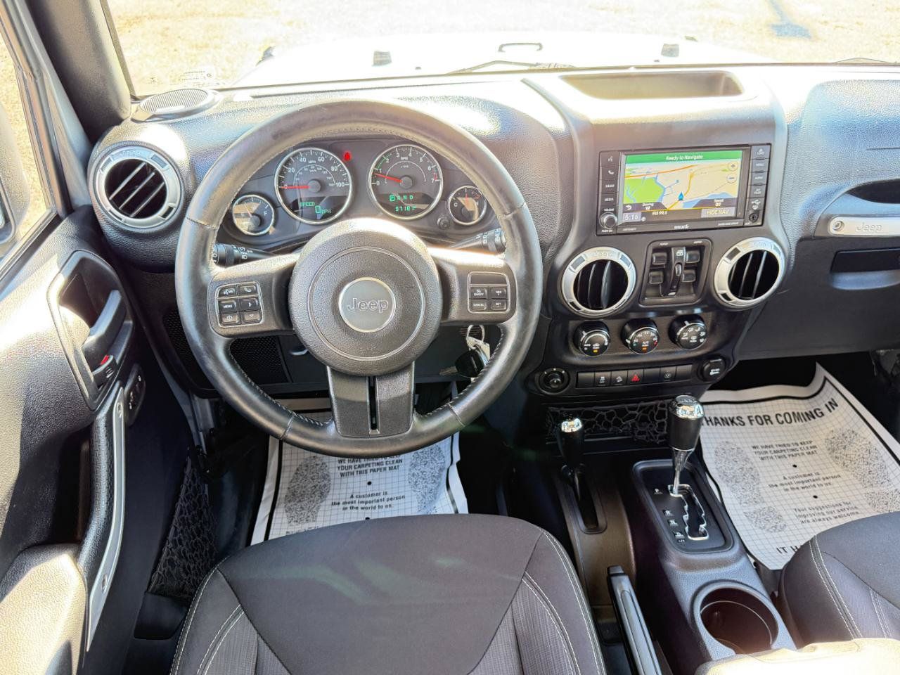 Used 2015 Jeep Wrangler Unlimited Sahara w/ Dual Top Group AWD/4WD image 27