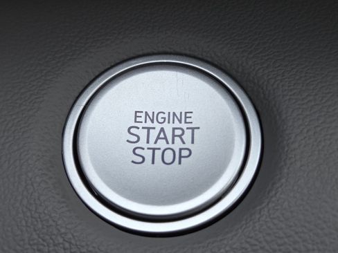 Used 2023 Hyundai Elantra SEL FWD image 34