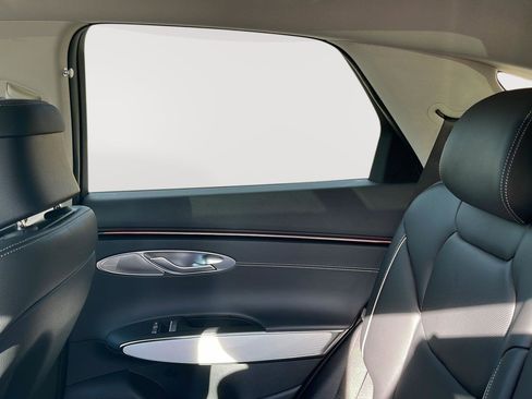 New 2026 Genesis GV70 2.5T Advanced AWD/4WD image 12
