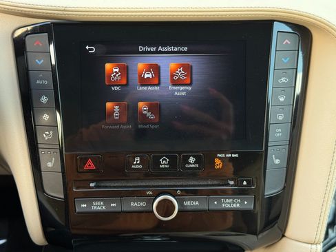 Used 2020 INFINITI QX50 Essential w/ Convenience Package AWD/4WD image 29