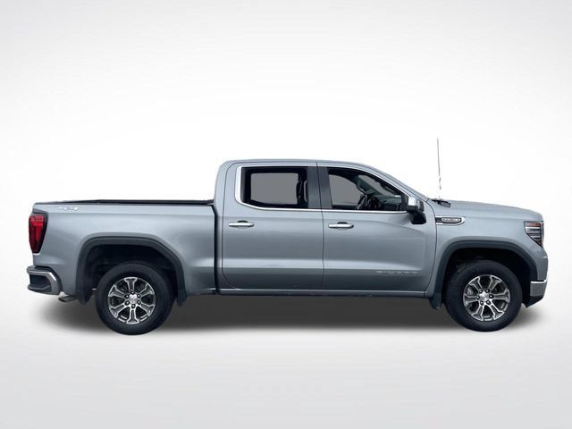 Used 2025 GMC Sierra 1500 SLT AWD/4WD image 7