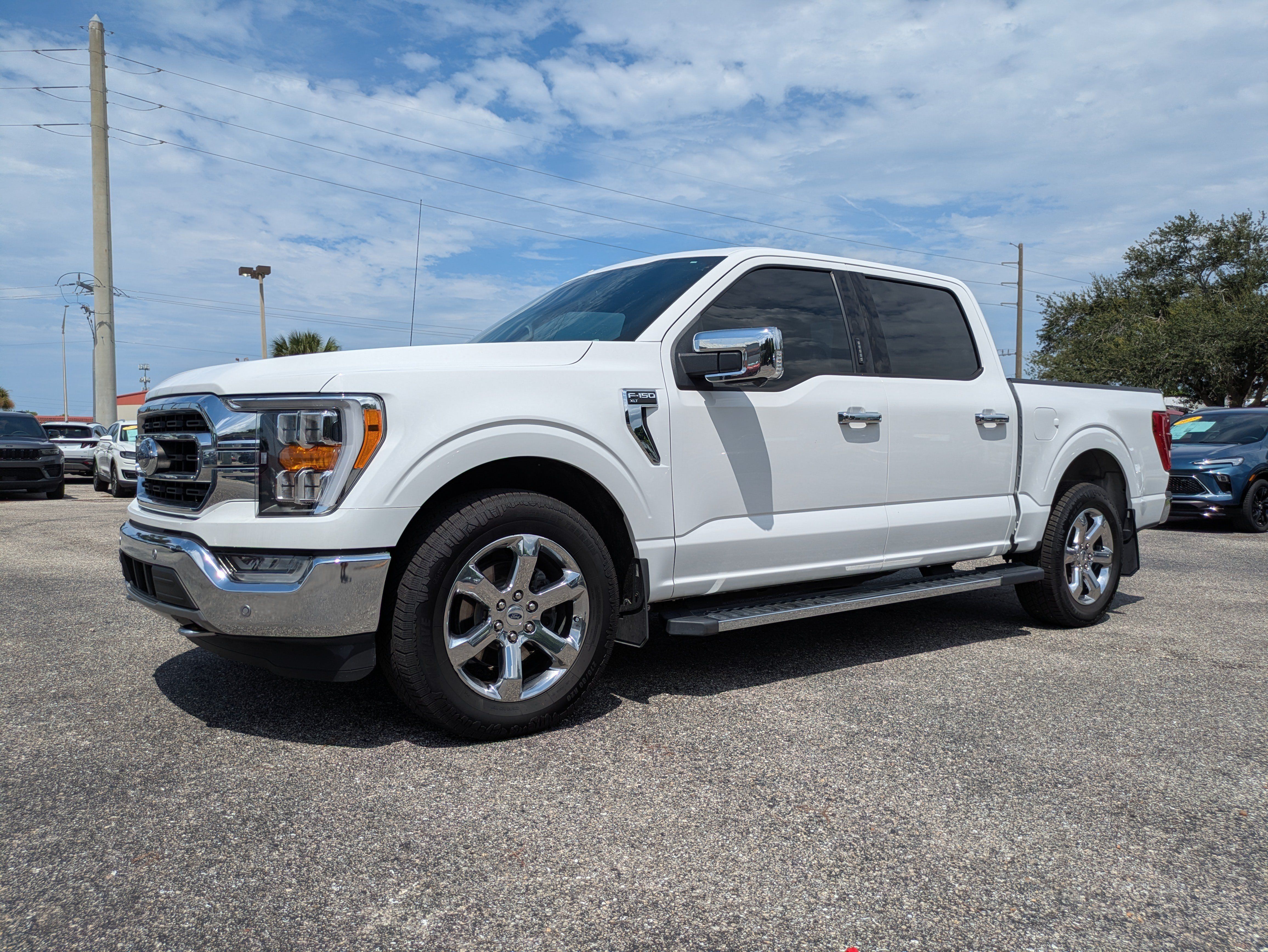 Used 2021 Ford F150 XLT w/ Equipment Group 302A High RWD image 8