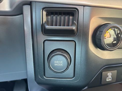 Used 2023 Ford F150 XLT image 39