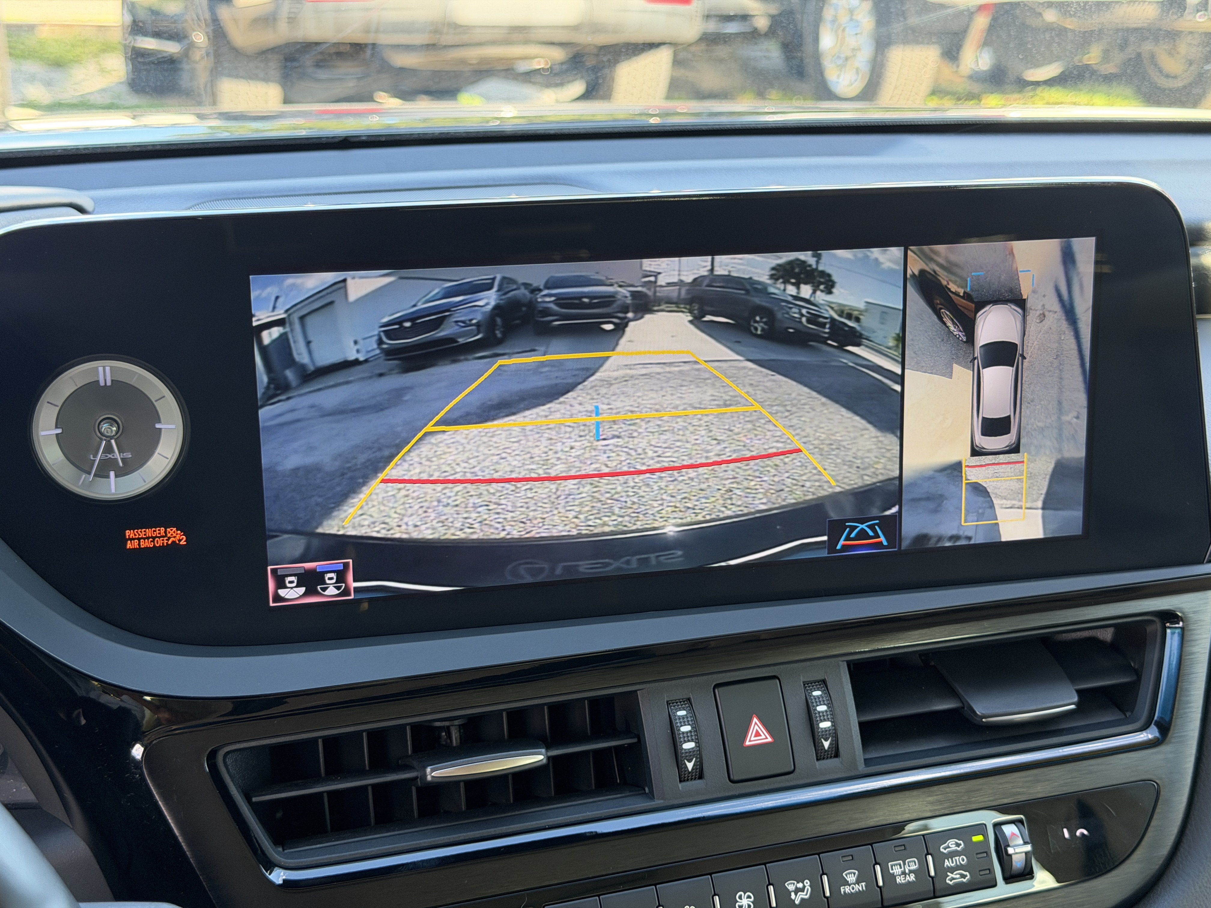 Used 2022 Lexus ES 350 Ultra Luxury w/ Accessory Package 2 FWD image 26