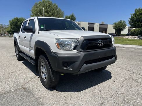 Used 2013 Toyota Tacoma PreRunner w/ Convenience Pkg RWD image 9