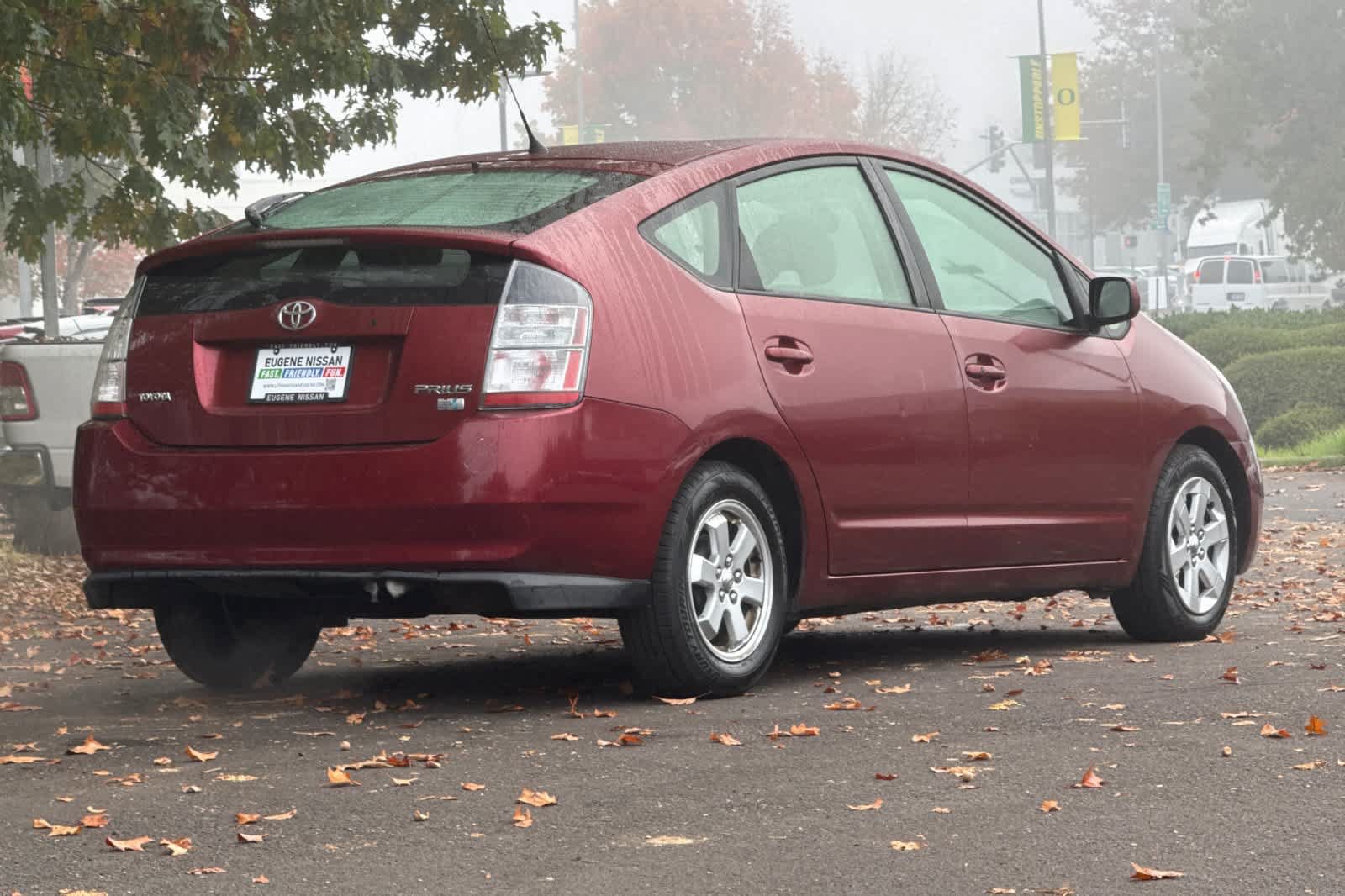 Used 2005 Toyota Prius FWD image 2