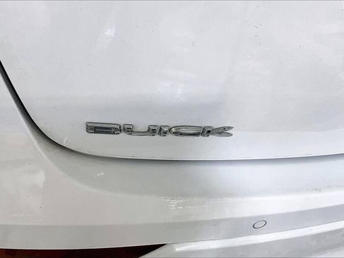 Used 2018 Buick Envision Premium AWD/4WD image 6