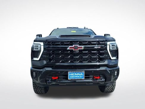 New 2026 Chevrolet Silverado 2500 ZR2 AWD/4WD image 9
