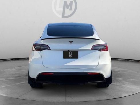 Used 2020 Tesla Model Y Performance image 4