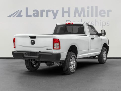 Used 2023 RAM 2500 Tradesman image 3