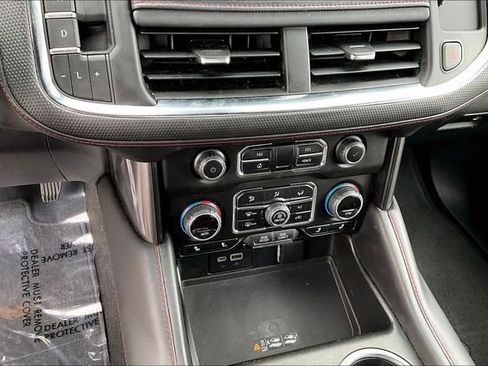 Certified 2023 Chevrolet Suburban RST AWD/4WD image 15