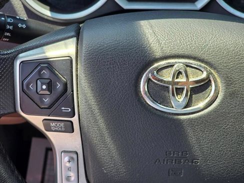 Used 2015 Toyota Tacoma PreRunner w/ Convenience Package RWD image 15