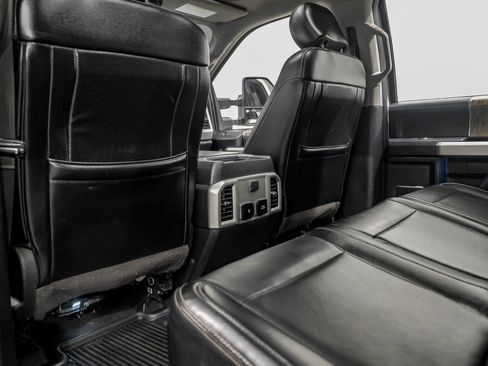 Used 2018 Ford F350 Lariat w/ Lariat Ultimate Package AWD/4WD image 39