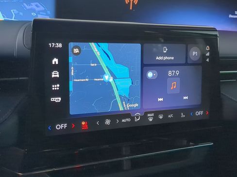 New 2026 Lincoln Nautilus Premier AWD/4WD image 15
