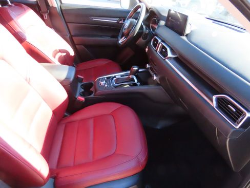Used 2023 MAZDA CX-5 Carbon Edition image 11