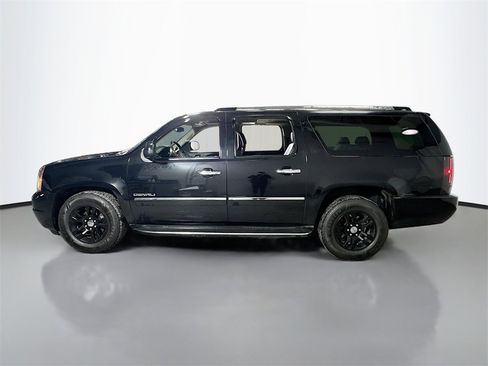 Used 2013 GMC Yukon XL Denali image 5