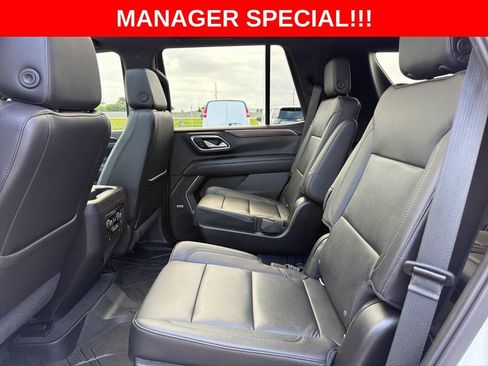 Used 2021 Chevrolet Tahoe Z71 w/ Z71 Signature Package AWD/4WD image 19