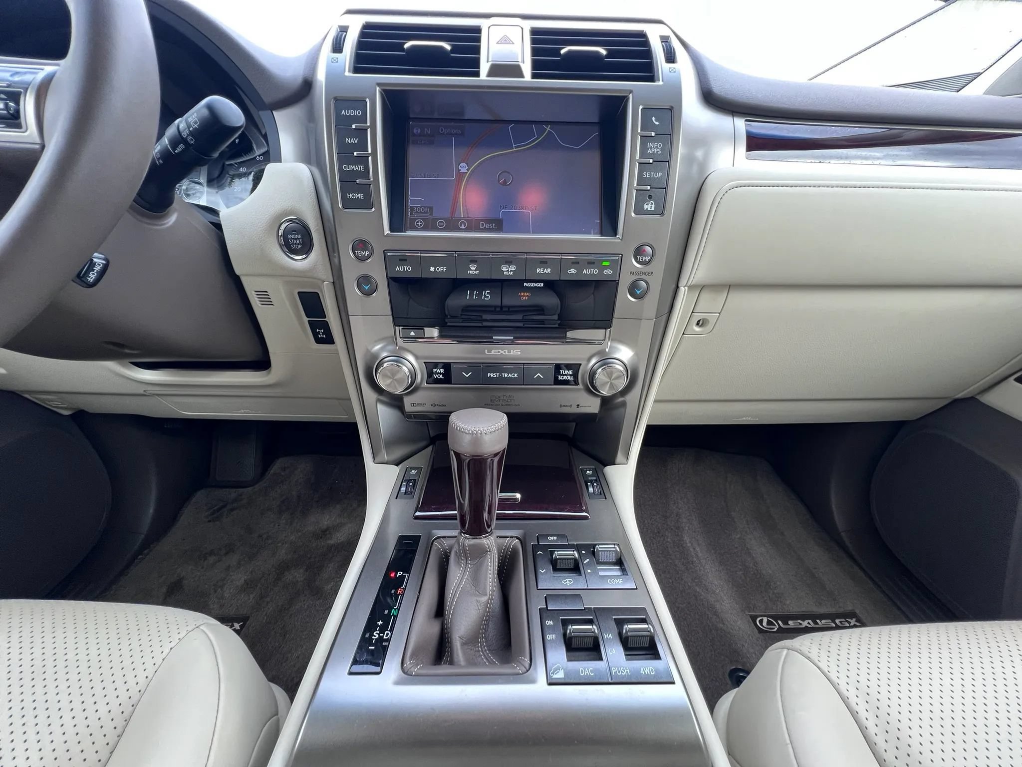 Used 2014 Lexus GX 460 Luxury AWD/4WD image 24