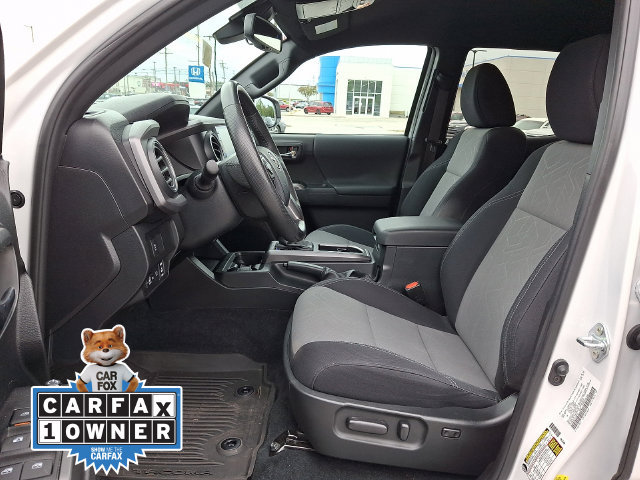 Used 2023 Toyota Tacoma TRD Sport AWD/4WD image 16