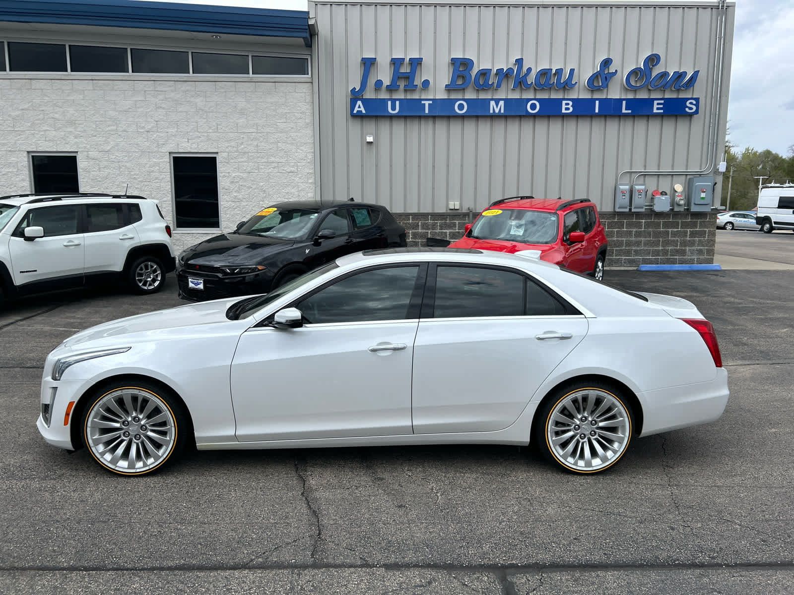 Used 2015 Cadillac CTS Luxury AWD/4WD image 8