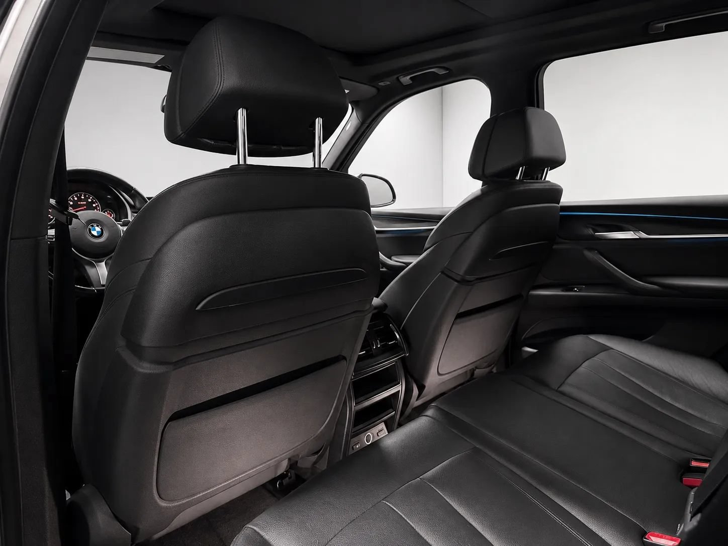 Used 2015 BMW X5 xDrive50i AWD/4WD image 13