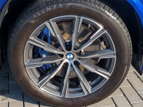 Used 2026 BMW X5 M60i image 12