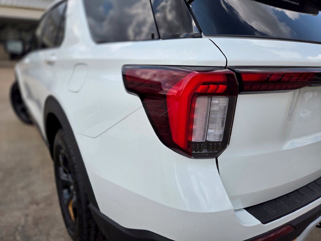 New 2027 Ford Explorer Tremor AWD/4WD image 37