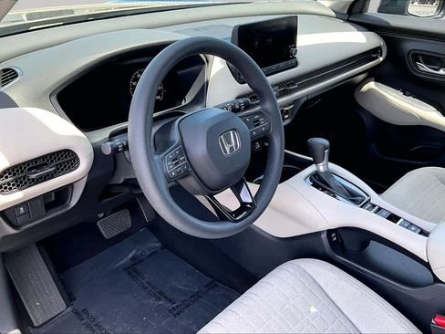 Used 2024 Honda HR-V LX image 17