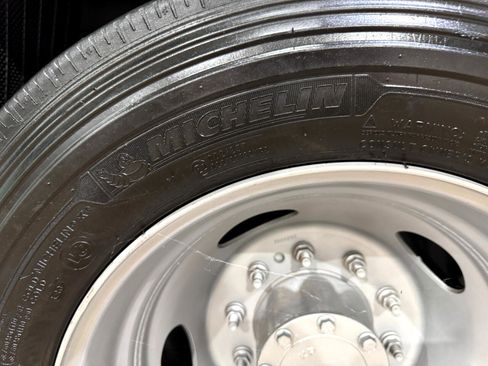 Used 2016 Ford F550 2WD Crew Cab Super Duty image 54