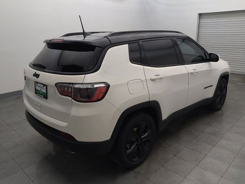 Used 2021 Jeep Compass Latitude image 9