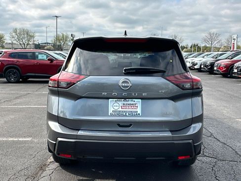 New 2026 Nissan Rogue SV w/ Cold Weather Package AWD/4WD image 5
