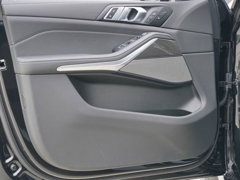 New 2026 BMW X5 M60i w/ Executive Package image 9