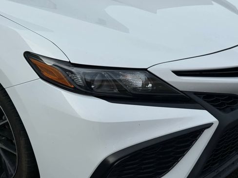 Used 2023 Toyota Camry SE image 20