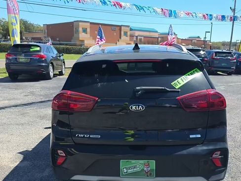 Used 2021 Kia Niro Touring image 4