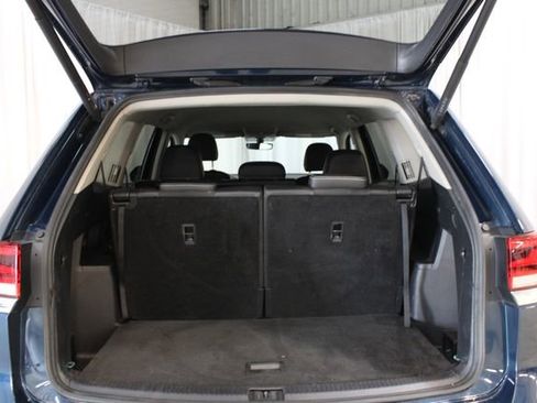 Used 2023 Volkswagen Atlas SE AWD/4WD image 32