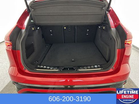 Used 2024 Jaguar F-PACE R-Dynamic S image 22